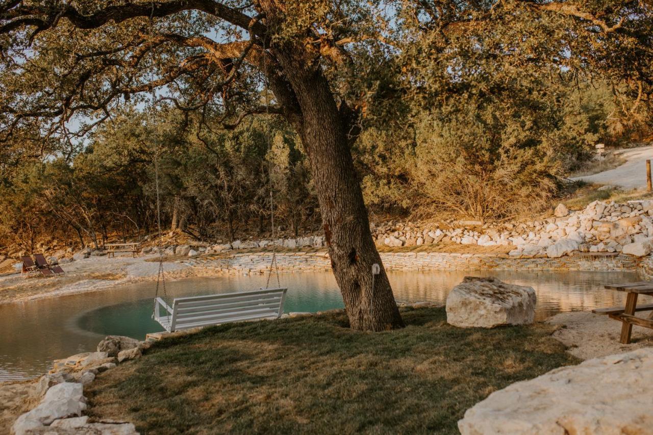 Villa Hummingbird Haus - Hill Country Views On 20 Acres With Firepit Spring Branch Esterno foto