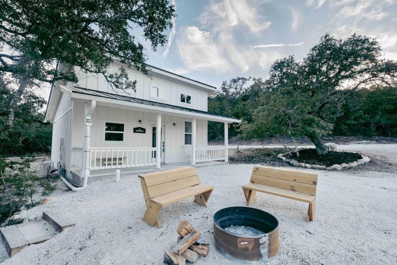 Villa Hummingbird Haus - Hill Country Views On 20 Acres With Firepit Spring Branch Esterno foto