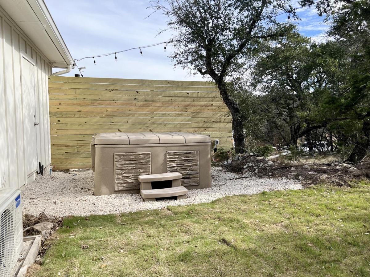 Villa Hummingbird Haus - Hill Country Views On 20 Acres With Firepit Spring Branch Esterno foto